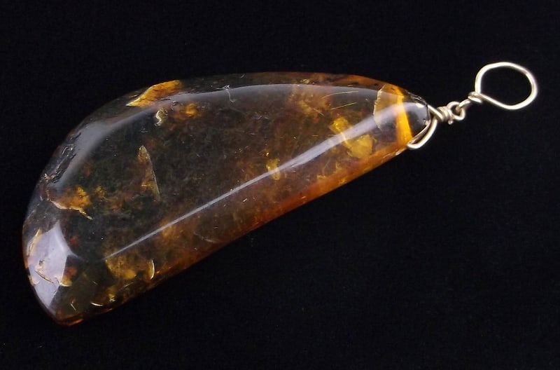 Stunning Vint 12kt GF 1960s Genuine Healing Amber Pendant: excellent condition