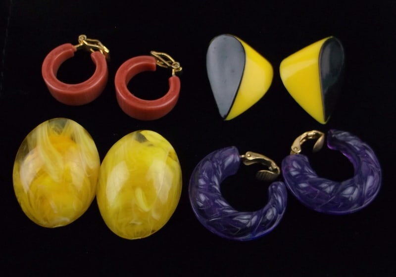 4 Mint Vintage 1960s Lucite Earrings Sets Lot (1 of 3)