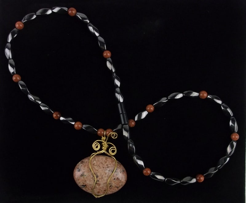 New Rhodonite Hematite Healing Necklace 20": new condition