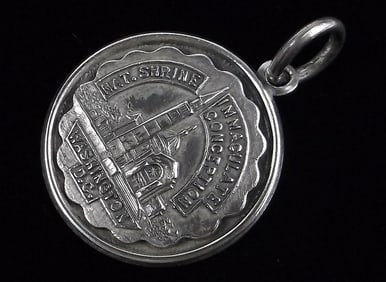 Mint Vint 1970s Bruce Sterling Silver Washington DC Pendant
