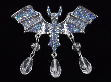 Big Mint Enameled Rhinestone Bat Sway Brooch