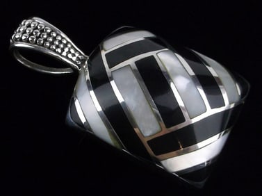 Big Mint Vintage Sterling Silver Onyx MOP Pendant