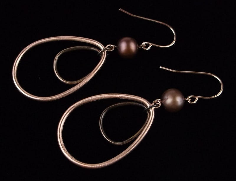 New Boxed 14kt Gold Drop Earrings 2.8 Grams (1 of 4)