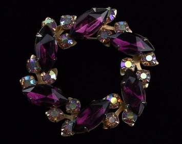 Mint Vintage 1950s Rhinestone Brooch