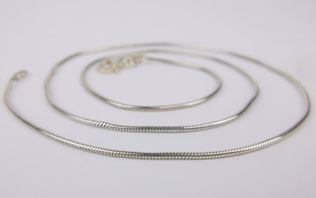 Stunning Vintage Sterling Silver Chain Necklace 17"