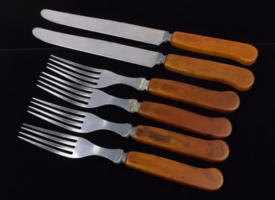 6 Vintage 1950s Bakelite Handle Cutlery Lot