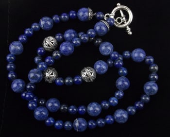 Mint Vintage Lapis Lazuli Healing Necklace 22"