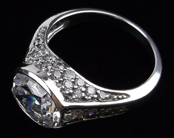 Mint Vintage Sterling Silver Designer Ring Size 7