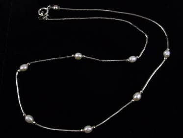 Mint Vintage Sterling Silver Pearl Necklace 16"