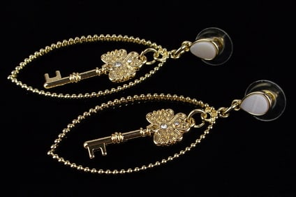 New Vintage MOP Key Drop Earrings