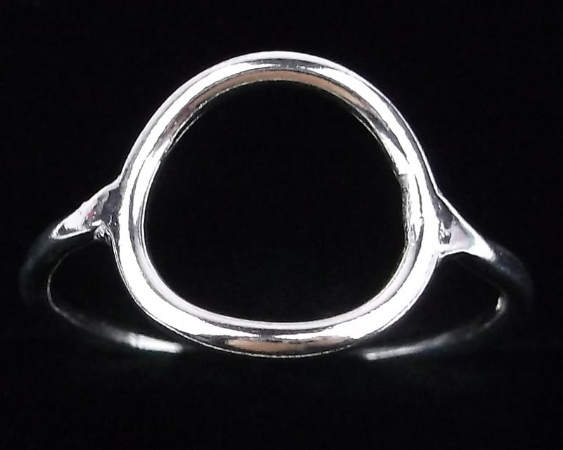 New Sterling Silver Circle Ring Size 8.25 (1 of 2)