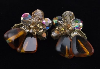 Gorgeous Vint 1960s Vendome Paris Runway Lucite Earrings
