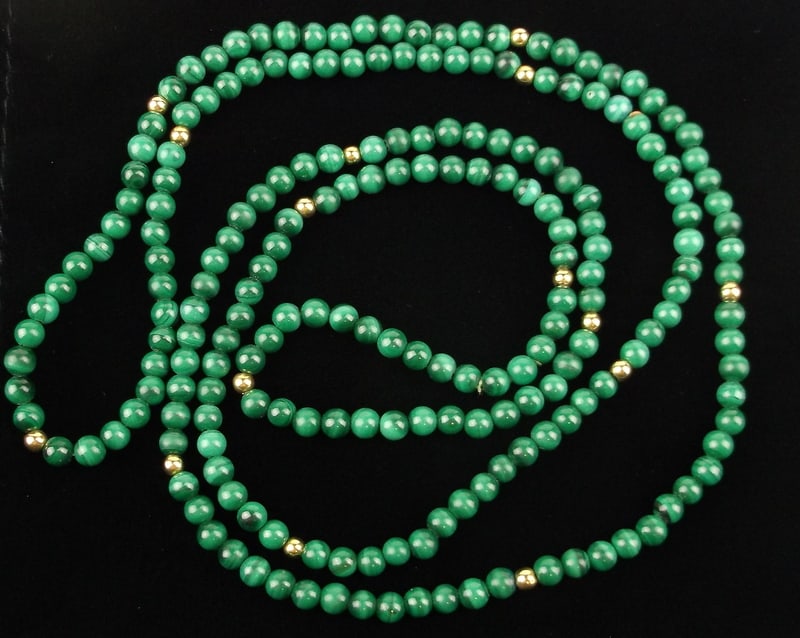 New Vintage 14kt Gold Malachite Necklace 32": 14kt gold in excellent condition