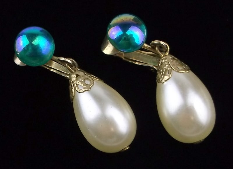 Mint Vintage 1960s Coro Craft Rhinestone Drop Earrings: Mint Condition, In Like New Condition, Perfect