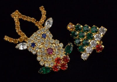 Mint Vint Rhinestone Christmas Deer Tree Brooch Lot