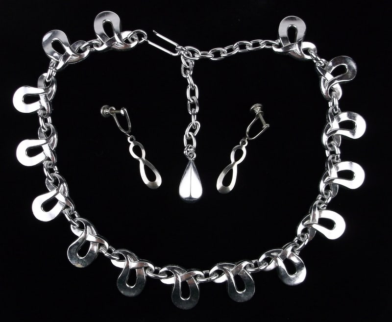 Mint Vintage 1960s Germany Necklace Earrings Set 17" (1 of 3)