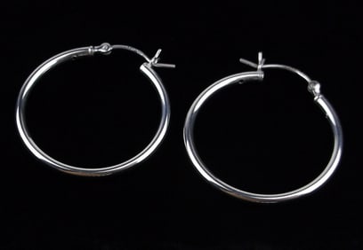 Mint Vintage Sterling Silver Hoop Earrings