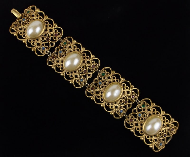 Stunning Vintage 1960s Rhinestone Faux Pearl Bracelet 7.5" (1 of 3)