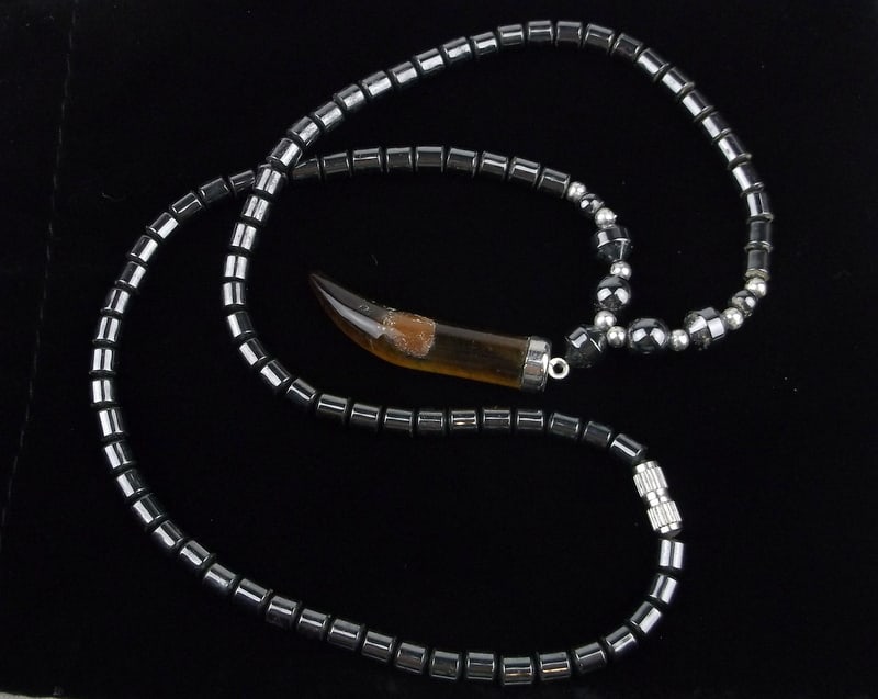 Mint Vintage Tigers Eye Claw Hematite Necklace 18" (1 of 2)