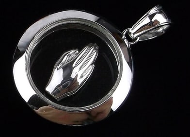 New Sterling Silver Praying Hands Pendant