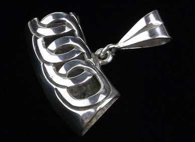 Mint Vintage Taxco Sterling Silver Pendant TM40