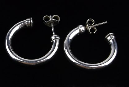 Mint Vintage Sterling Silver Hoop Earrings