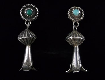 Stunning Vint 1970s Navajo Sterling Silver Turquoise Earrings