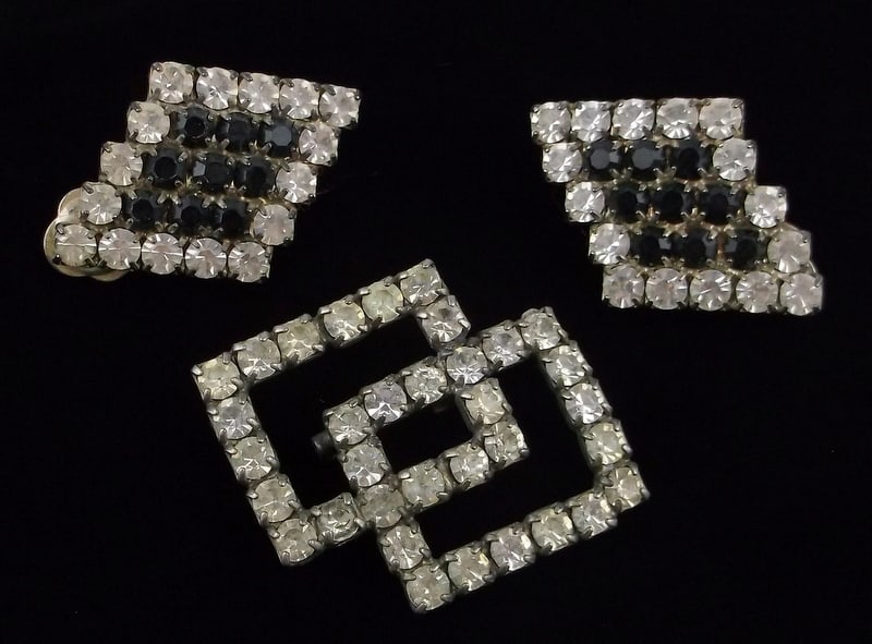 Gorgeous Vintage 1960s Rhinestone Brooch Earrings Set (1 of 3)
