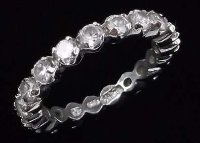 Gorgeous Vintage Sterling Silver Surround Ring 7