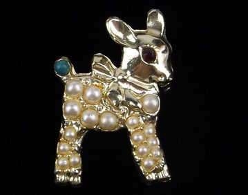 Mint Vintage 1960s Faux Pearl Lamb Brooch