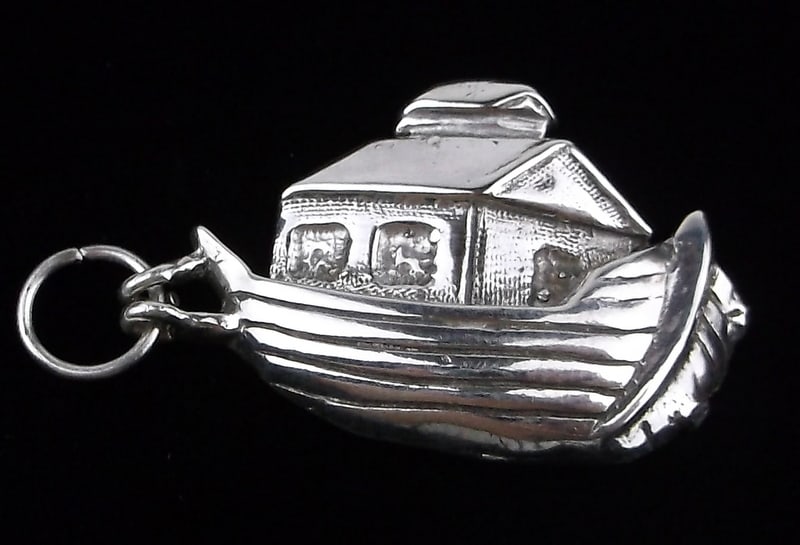 Mint Vintage Sterling Silver Noahs Ark Pendant (1 of 2)