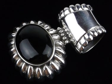 Mint Vintage Thick Sterling Silver Onyx Pendant