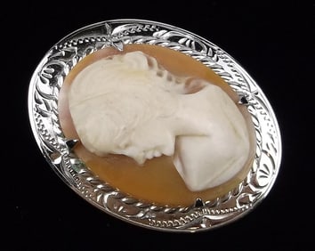 Mint Vintage Sterling Silver Hand Carved Shell Cameo Brooch