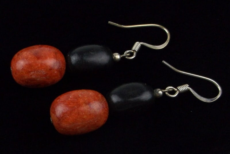 Stunning Vintage Red Coral Drop Earrings (1 of 2)