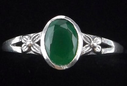 New Sterling Silver Green Chalcedony Ring 8
