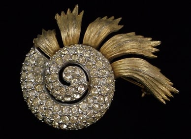 Gorgeous Vintage 1960s Ledo Rhinestone Nautilus Brooch