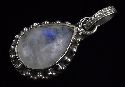 New Bali Sterling Silver Moonstone Pendant