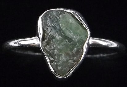 New Sterling Silver 1.5ct Raw Peridot Ring 9