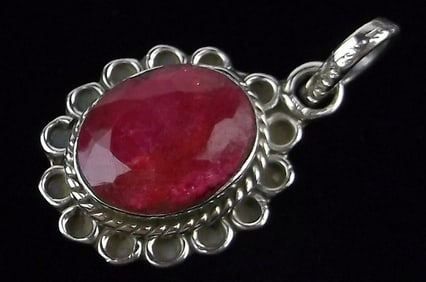 New Bali Sterling Silver 2.5ct Ruby Flower Pendant