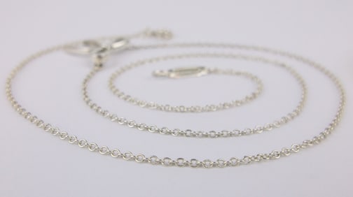 Mint Tiffany & Co Sterling Silver Bow Chain Necklace 16"