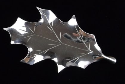 Mint Vint 1960s Stuart NYE Sterling Silver Leaf Brooch