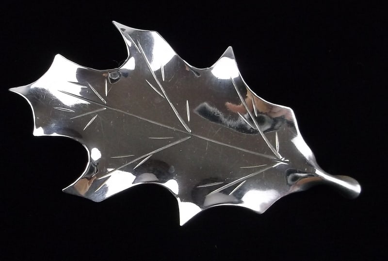 Mint Vint 1960s Stuart NYE Sterling Silver Leaf Brooch (1 of 3)