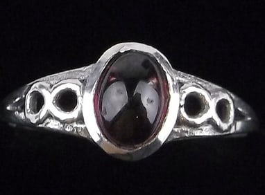 New Sterling Silver Amethyst Ring 7.5
