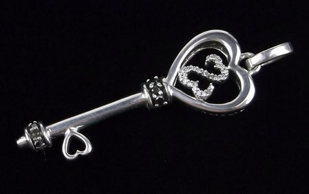Mint Vint Jane Seymour Sterling Silver Diamond Key Pendant