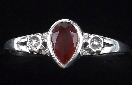 New Sterling Silver Red Chalcedony Teardrop Ring 7