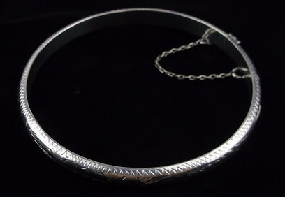 Stunning Vintage Sterling Silver Bangle Bracelet 7.5"
