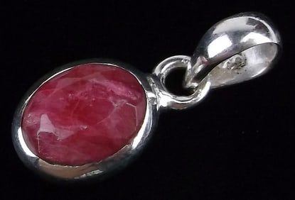 New Sterling Silver 1.5ct Ruby Pendant