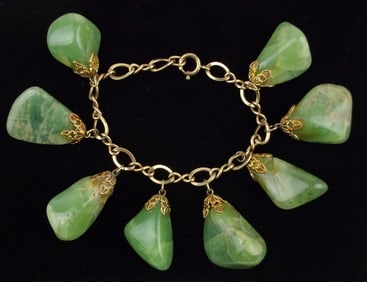 Stunning Vintage 1950s 12kt GF Big Jade Bracelet 7.5"