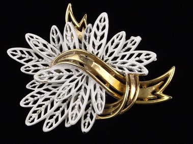 Mint Vintage 1960s Enameled Brooch