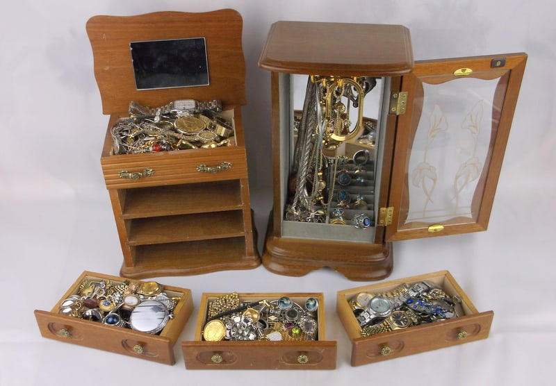 2 Full Jewelry Boxes FULL Of Vintage Estate Jewelry (1 of 16)